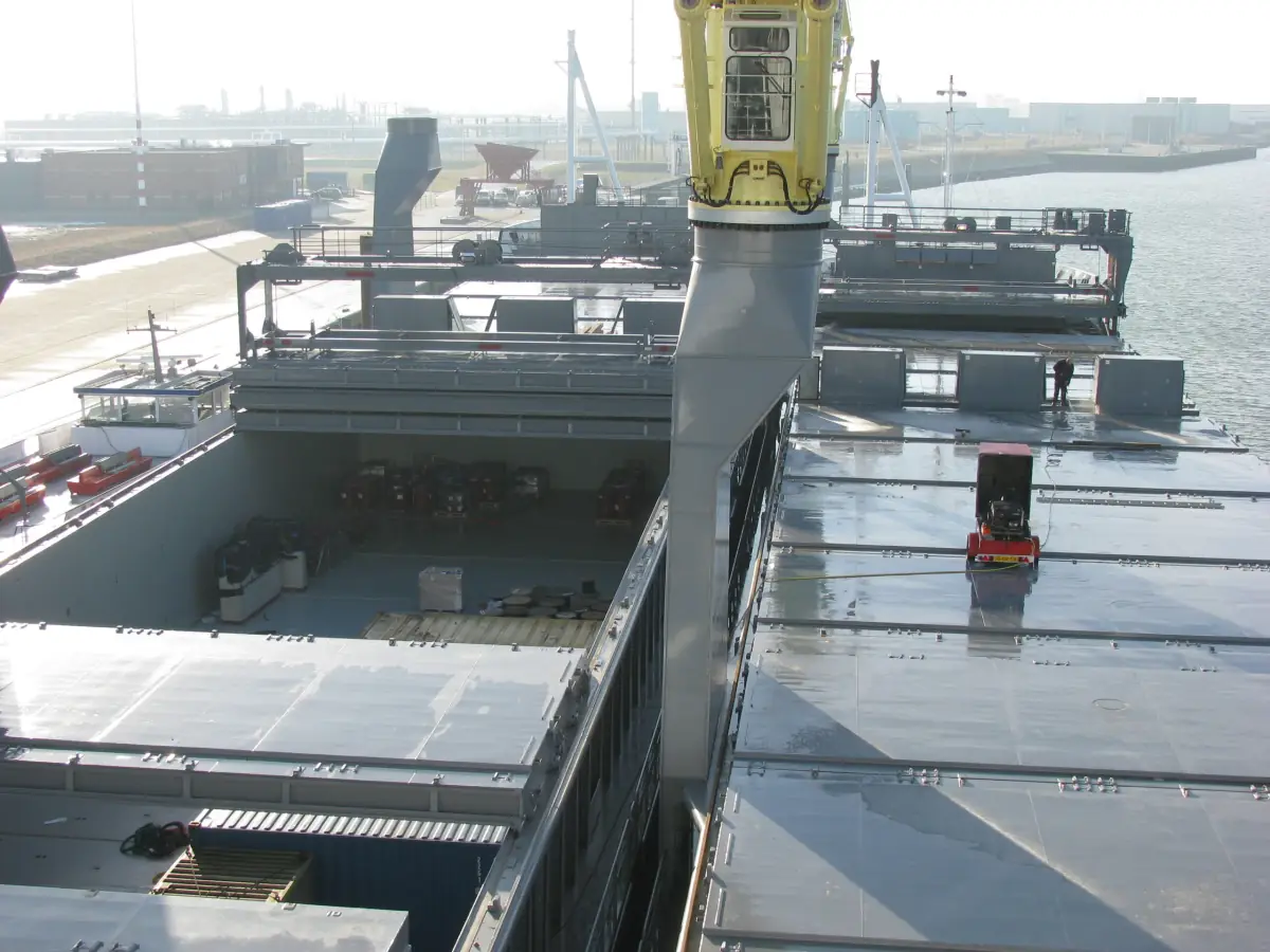 Specialistisch werk op groot object