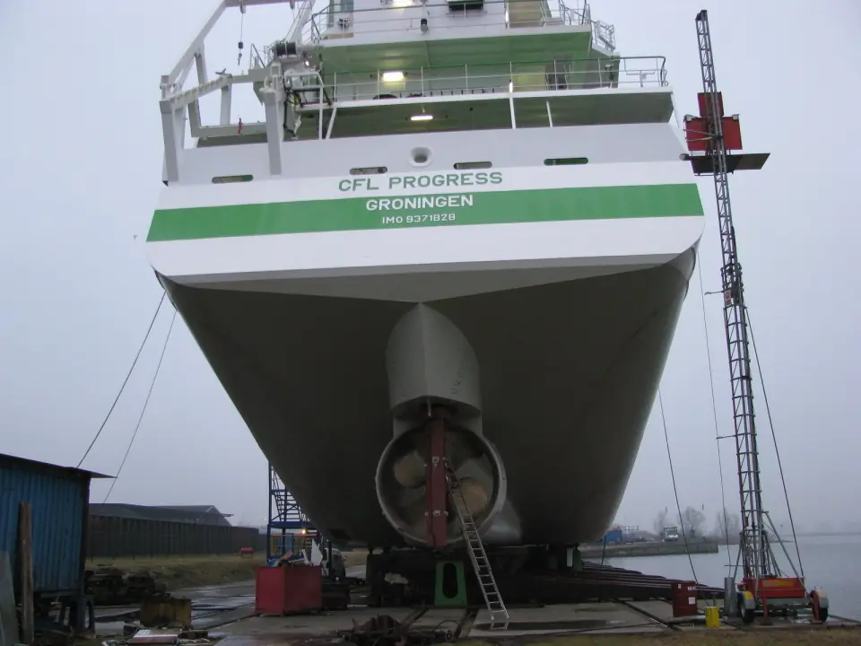 Groot schip als voorbeeld van specialistische objectreiniging